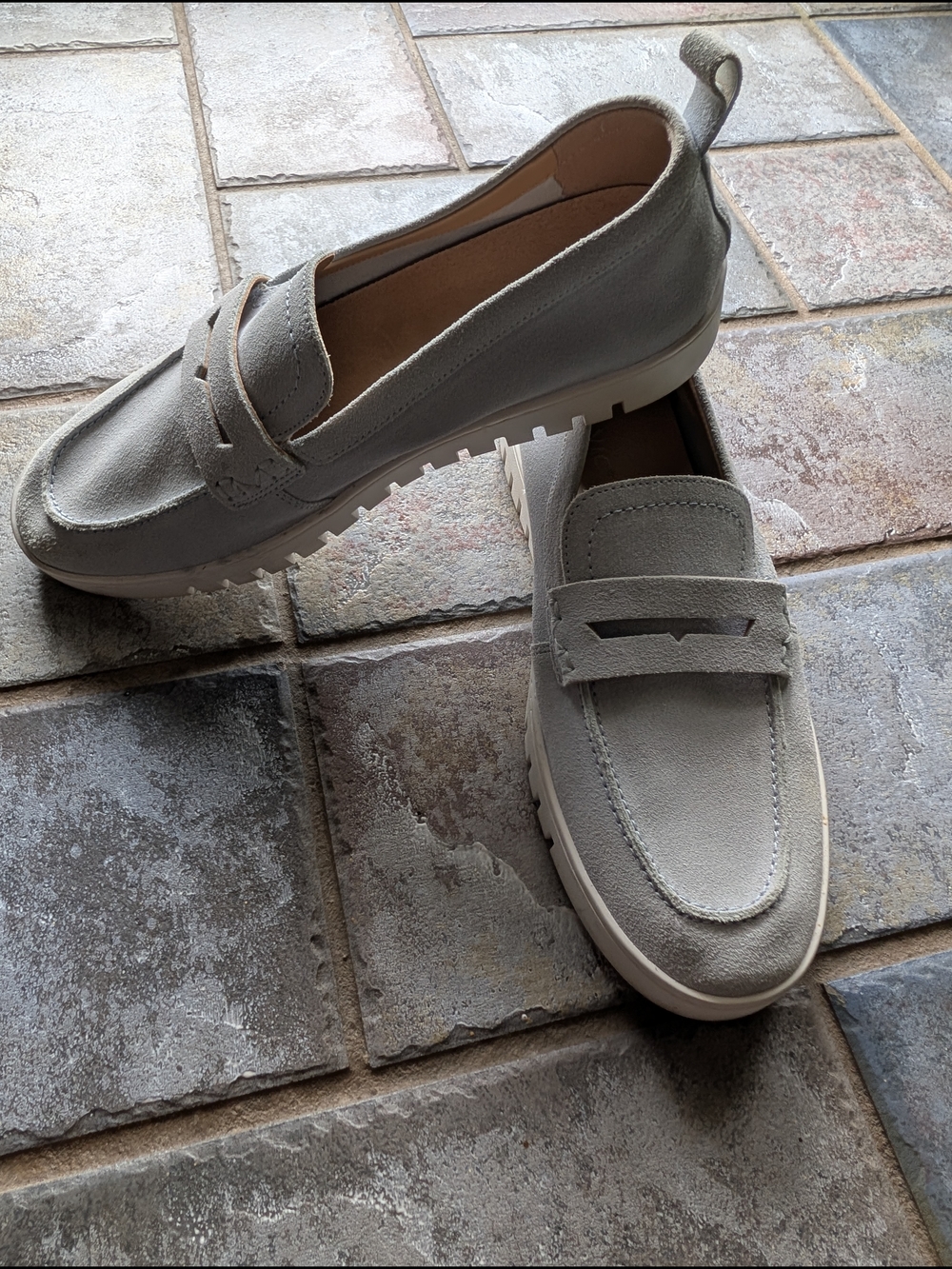 Vionic Uptown Women's Resort Slip-On Suede Loafers SZ 10w - Picture 5 of 6